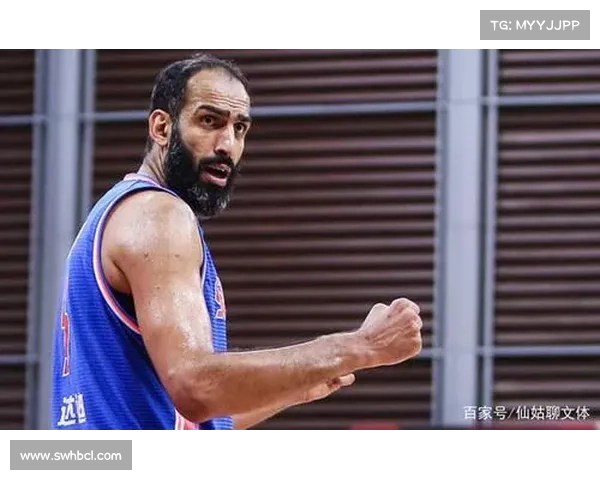 哈达迪坚持不退役的深层原因及球队应对策略分析与未来发展方向探讨